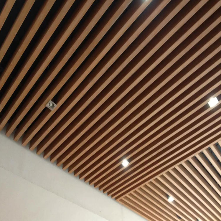 Come scegliere un soffitto in alluminio