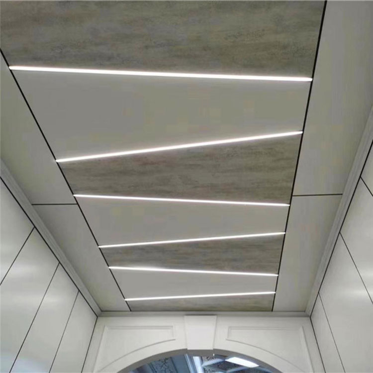 In che modo una parete a nido d'ape in alluminio migliora il design architettonico moderno?